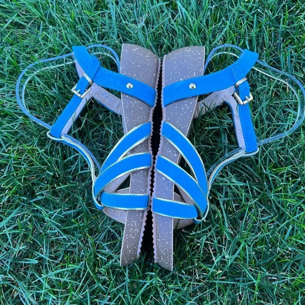 Nordstrom‘s Bucco Capensis Heeled Sandals “Edna blue” w/gold trim, Sz 8